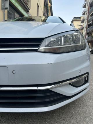 VOLKSWAGEN Golf usata, con Fari LED
