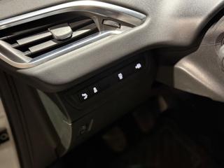 PEUGEOT 208 usata, con Bracciolo