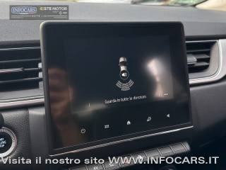RENAULT Captur usata, con Volante in pelle