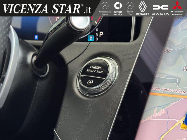 MERCEDES-BENZ E 220 usata, con Park Distance Control