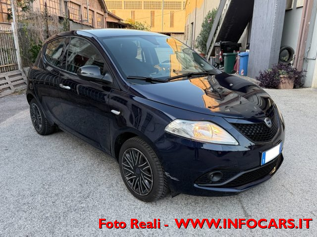 LANCIA Ypsilon usata, con ABS