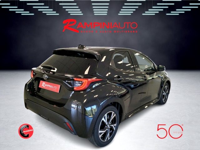 TOYOTA Yaris usata 7
