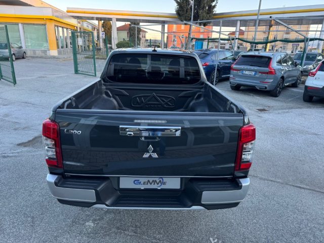 MITSUBISHI L200 usata, con Autoradio