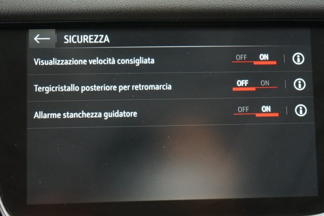 OPEL Grandland X usata, con Fari LED