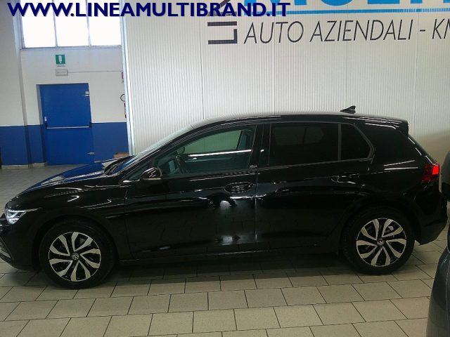 VOLKSWAGEN Golf usata, con USB