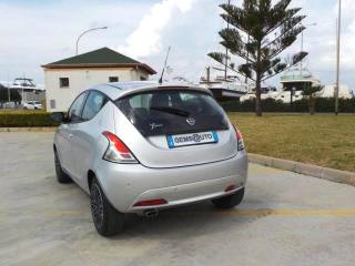 LANCIA Ypsilon usata, con Servosterzo