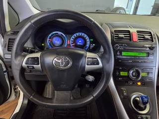 TOYOTA Auris usata, con Cruise Control