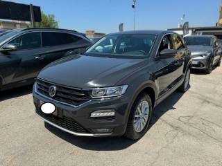 VOLKSWAGEN T-Roc usata, con Autoradio