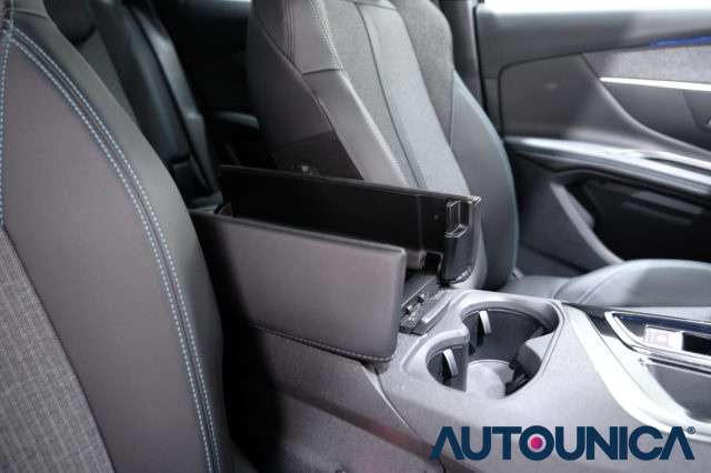 PEUGEOT 3008 usata 60