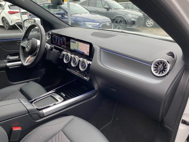MERCEDES-BENZ GLA 200 usata, con Cronologia tagliandi