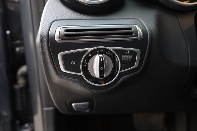 MERCEDES-BENZ C 200 usata, con Airbag posteriore