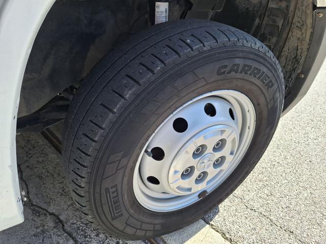 PEUGEOT Boxer usata, con Servosterzo