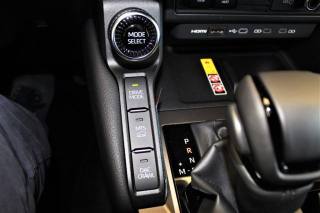 TOYOTA Land Cruiser usata, con USB