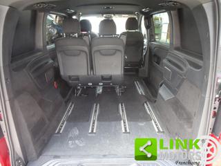 MERCEDES-BENZ V 220 usata, con Gancio traino