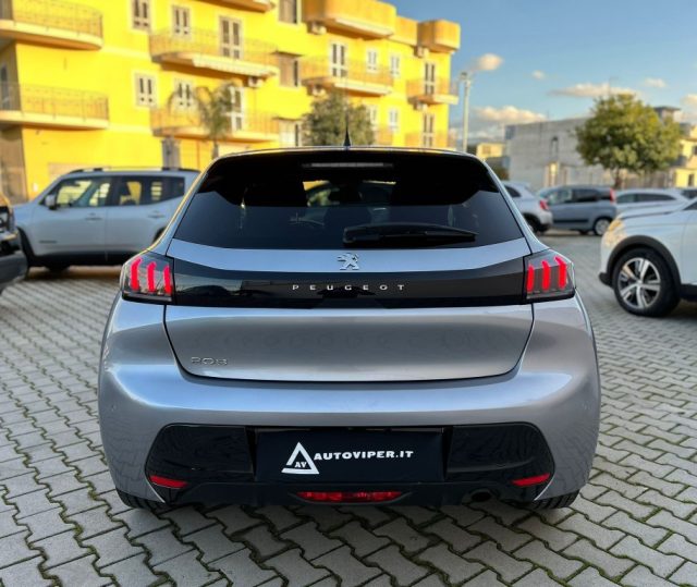PEUGEOT 208 usata, con Autoradio
