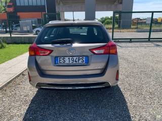 TOYOTA Auris Touring Sports usata, con Autoradio