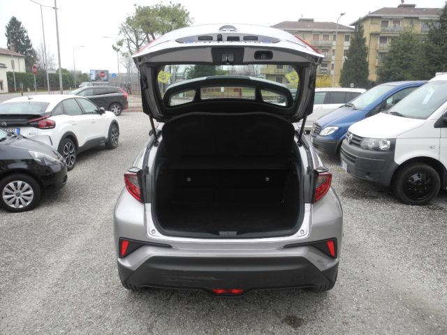 TOYOTA C-HR usata 64
