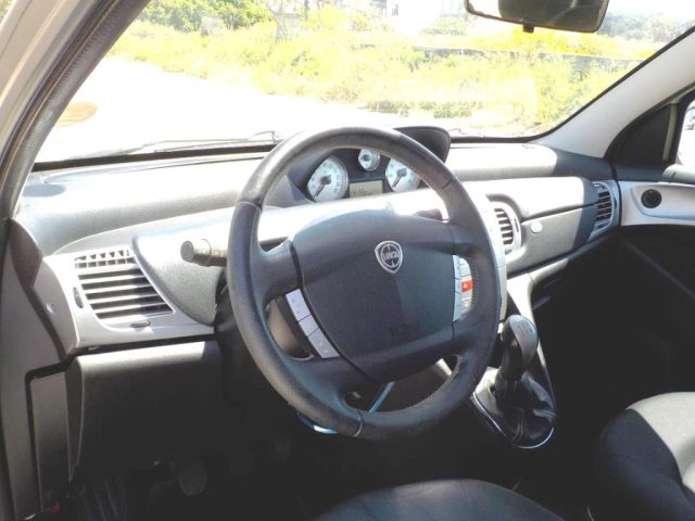 LANCIA Ypsilon usata 17