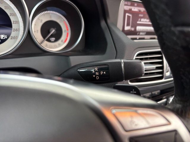 MERCEDES-BENZ E 220 usata, con Climatizzatore