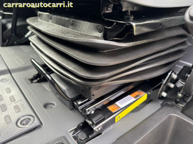 PEUGEOT Boxer usata, con Controllo vocale