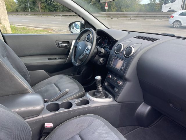 NISSAN Qashqai usata, con Fari Xenon