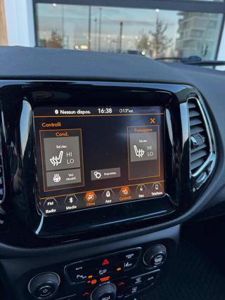 JEEP Compass usata, con Volante in pelle
