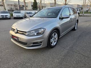 VOLKSWAGEN Golf Variant usata, con Autoradio