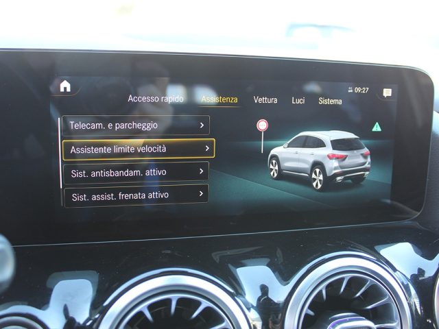 MERCEDES-BENZ GLA 200 usata, con Chiusura centralizzata telecomandata