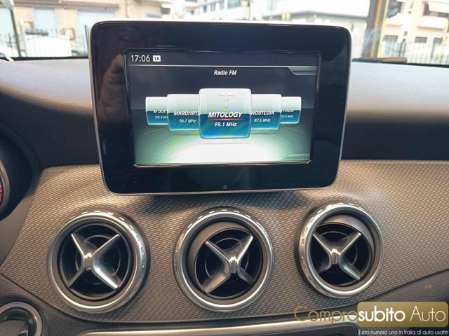 MERCEDES-BENZ GLA 200 usata, con Sistema di navigazione