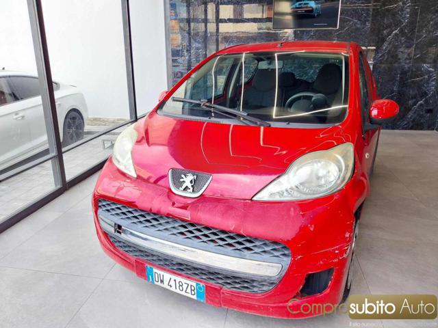 PEUGEOT 107 usata, con Airbag