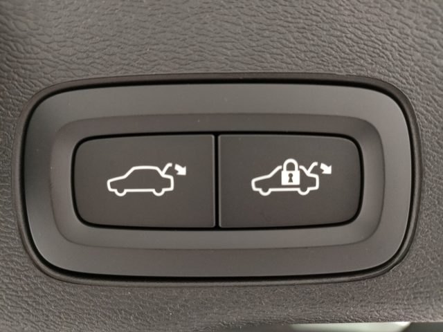 VOLVO XC60 usata, con Volante in pelle