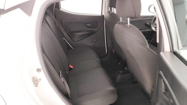 LANCIA Ypsilon usata 33
