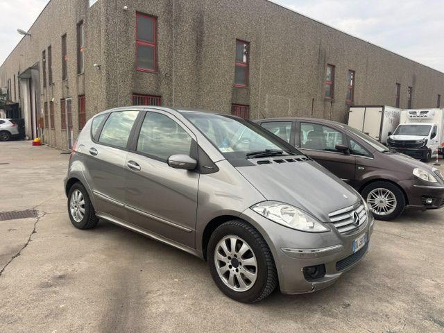 MERCEDES-BENZ A 180 usata, con Airbag