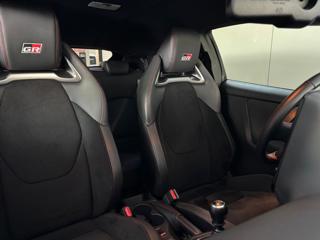 TOYOTA Yaris usata, con ESP