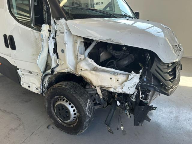 IVECO Daily usata, con USB