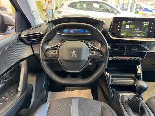 PEUGEOT 2008 usata, con Controllo automatico clima