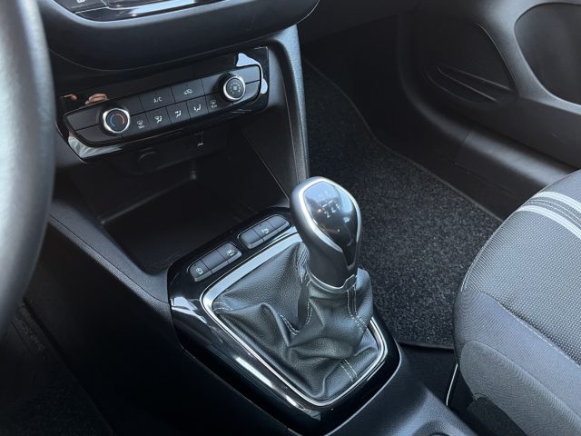 OPEL Corsa usata, con Autoradio digitale