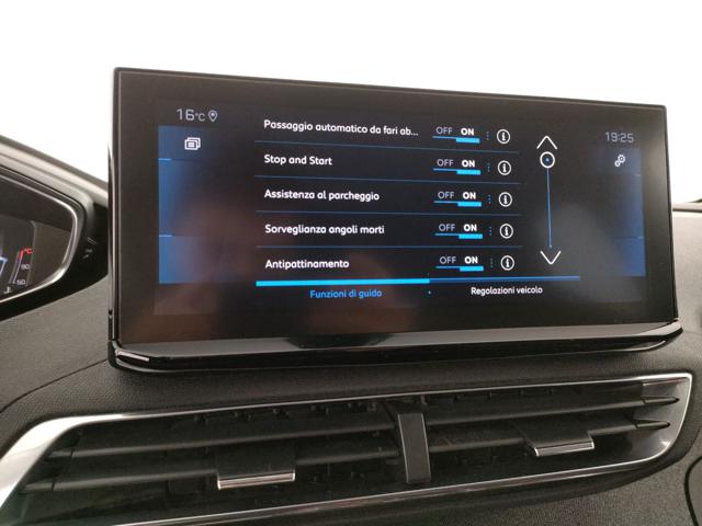 PEUGEOT 3008 usata, con Fendinebbia