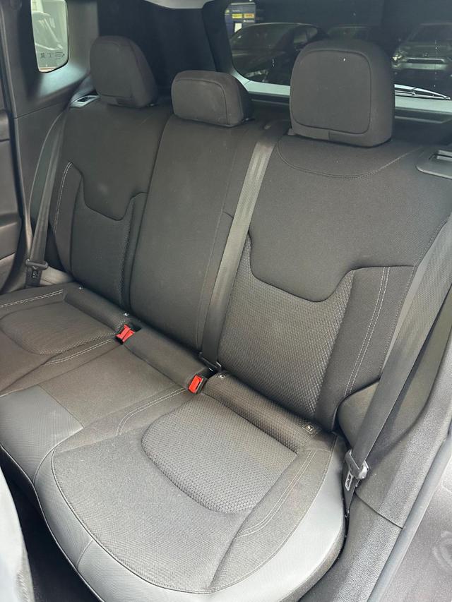 JEEP Renegade usata, con USB