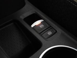 RENAULT Captur usata, con Autoradio digitale