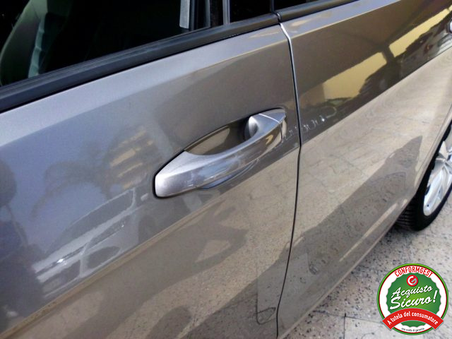 VOLKSWAGEN Golf usata, con Vivavoce