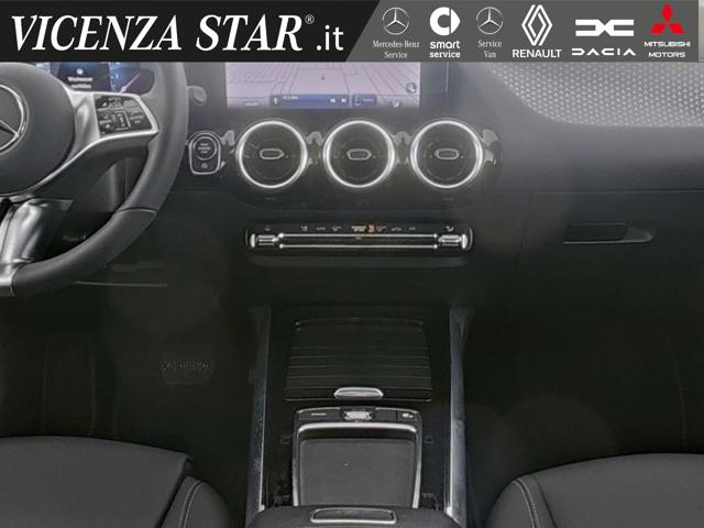 MERCEDES-BENZ GLA 180 usata, con Cerchi in lega