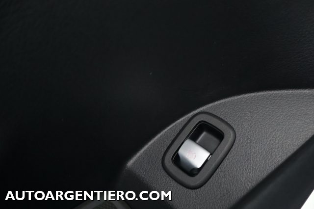 MERCEDES-BENZ GLC 300 usata, con Specchietti laterali elettrici