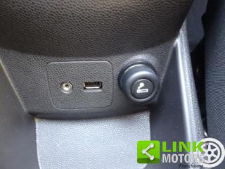 FORD Fiesta usata, con Specchietti laterali elettrici