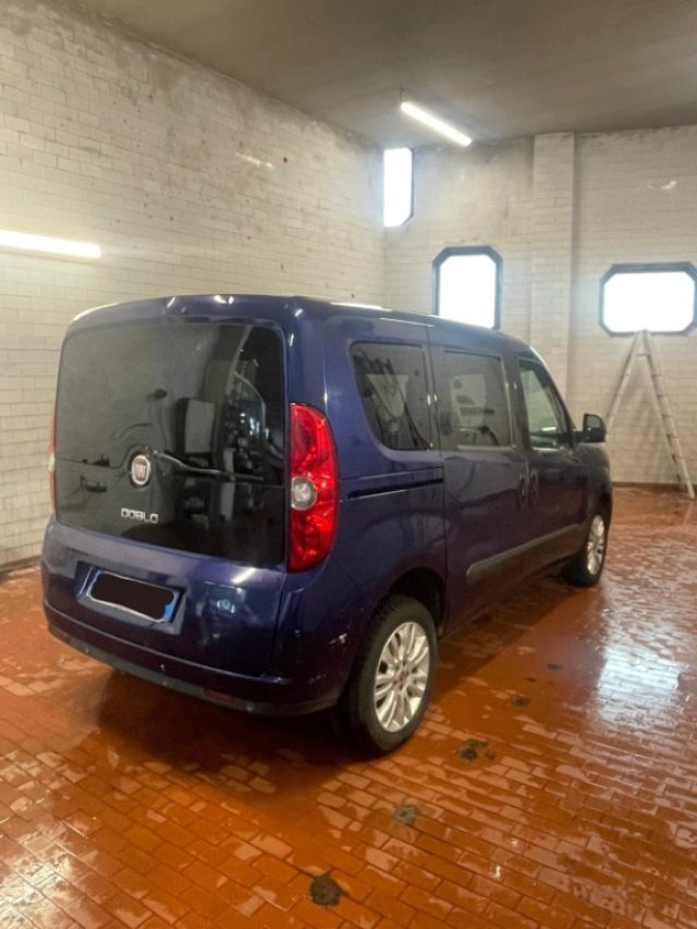 FIAT Doblo usata, con Alzacristalli elettrici