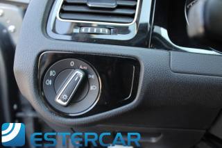 VOLKSWAGEN Golf usata, con USB