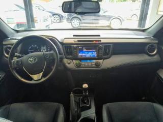 TOYOTA RAV 4 usata, con Controllo automatico clima