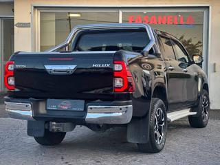 TOYOTA Hilux usata, con ESP