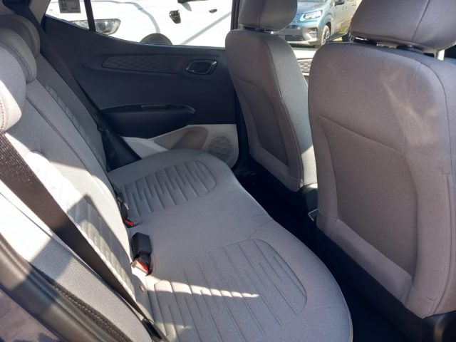 HYUNDAI i10 usata, con Sistema di navigazione
