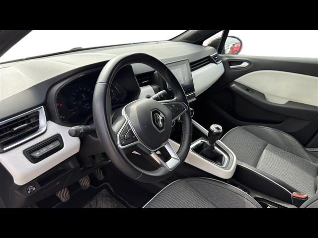 RENAULT Clio usata, con Alzacristalli elettrici